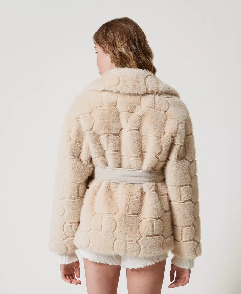 Short faux fur coat with Oval T