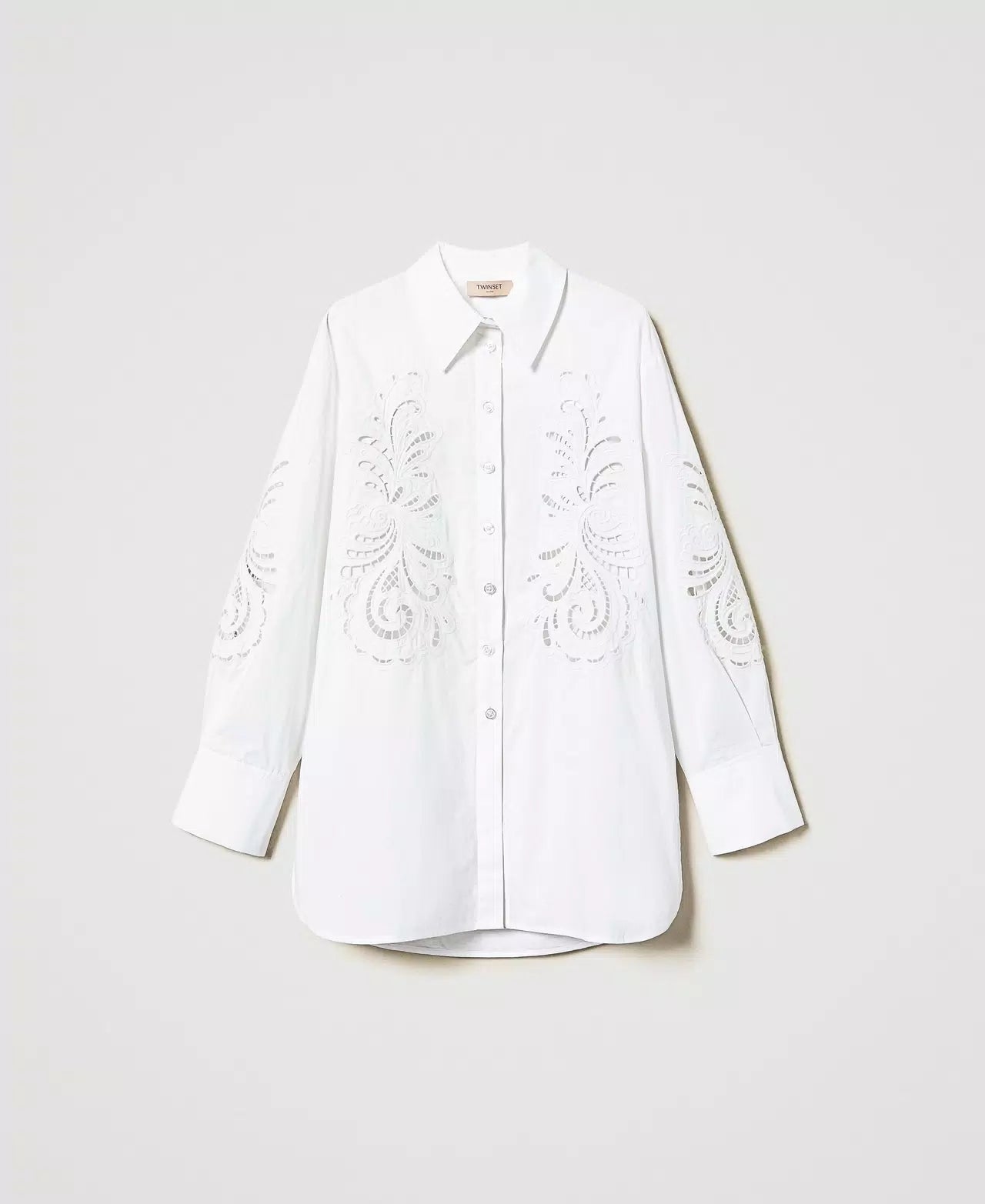 Oversized shirt with embroidery