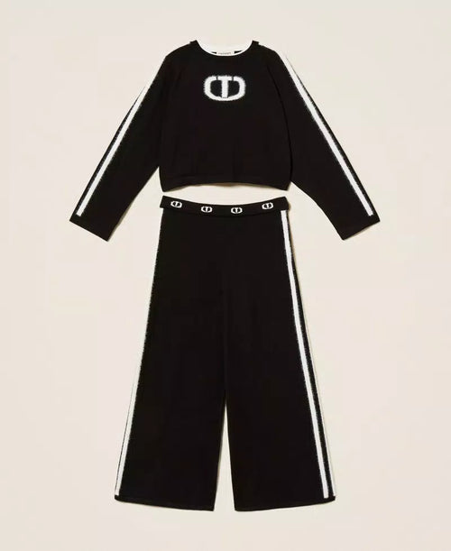 Комплект за момичета – Пуловер и Широки Панталони