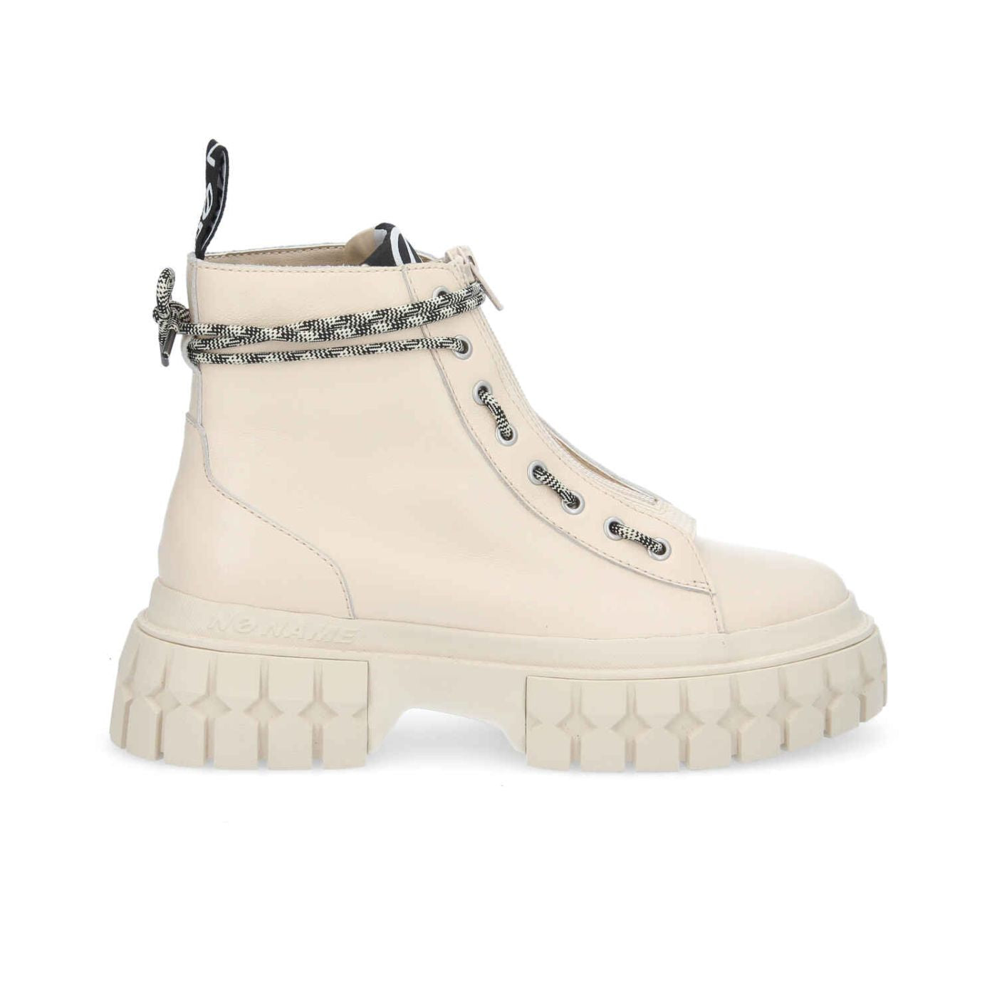 Boots No Name